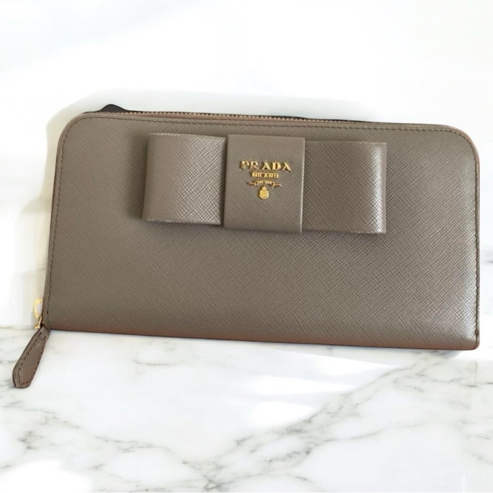 Prada Beige Saffiano Fiocco Wallet